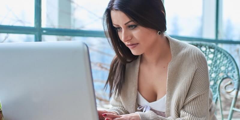 Ukrainian dating in USA offline