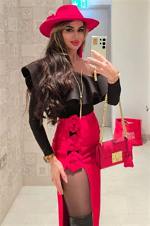 Rencontre une femme ukrainienne olena de london avec Brunette cheveux, âge 43