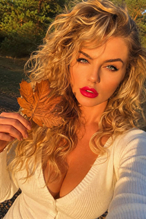 new york bride inga with Blonde hair age 39