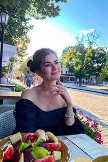 Femme ukrainienne pour le mariage ekaterina de odessa avec Brunette cheveux, âge 31