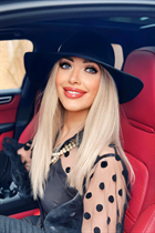 Jolie fille lada de oberhasli avec Blond cheveux, âge 52 photo-1