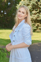 Beautiful german girl viktoriia from fulda with Dark Brown hair 28 years old