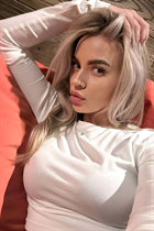 Ukrainian bride bohdana from kiev with Blonde hair age 34 photo-14