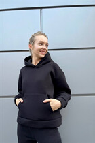 Dating a german woman anastasiya from frankfurt with Blonde hair 26 years old photo-3