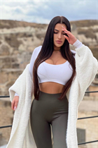 Ukrainian woman for dating alex from kiev with Black hair age 30 photo-9