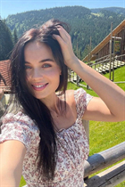 Beautiful women from ukraine darina from kharkov with Black hair age 36 photo-14