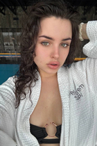 Jolie fille ukrainienne vladlena de kyiv avec Brunette cheveux, âge 25 photo-13