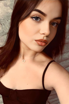Dating a ukrainian woman sofiia from zlatopol with Black hair age 18 photo-1