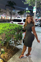 Pretty girl rebecca from houston with Black hair age 30 photo-3