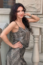 Ukrainian woman for marriage yuliia from rivne with Dark Brown hair age 46 photo-3