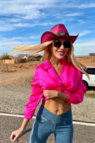 Stunning Ukrainian bride eleonora from kyiv with Blonde hair age 41 photo-5