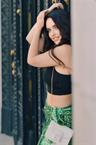 Chica de los angeles kateryna con pelo Marrón oscuro y edad 33 photo-25