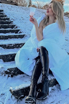 Esposa de Ucrania kristina de kiev con pelo Rubio y edad 32 photo-8
