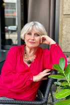 Dama de Ucrania valentyna de kiev con pelo Rubio y edad 70 photo-2