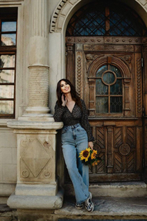 Beautiful ukrainian bride marina from lviv with Dark Brown hair age 29