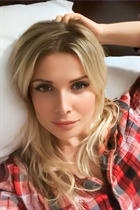 Dating a german girl irina from berlin with Blonde hair 41 years old photo-31