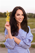 Chica en Ucrania daria de kiev con pelo Marrón oscuro y edad 45 photo-9