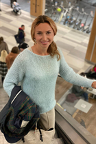 Mariée ukrainienne julia de kiev avec Chatain clairs cheveux, âge 46 photo-24