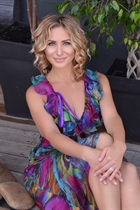 Ukrainian girl yulia from san diego with Blonde hair age 45 photo-6