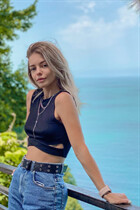Meet Ukrainian girl anna from cherkassy with Dark Brown hair age 29 photo-1