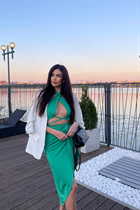 Hermosa mujer ucraniana victoria de khmelnitsky con pelo Marrón oscuro y edad 23 photo-7