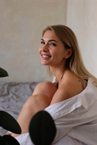 Date Ukrainian women olena from kiev with Blonde hair age 35 photo-8