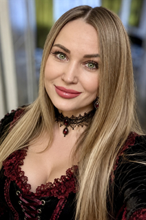Chica bonita valentina de valencia con pelo Rubio y edad 49
