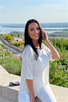 Dame d'Ukraine ekaterina de uzhgorod avec Noirs cheveux, âge 40 photo-2