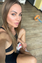 Dating a german girl olga from bochum with Blonde hair 42 years old photo-8