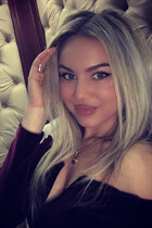 Date ukrainian anna from sumy with Blonde hair age 34 photo-16
