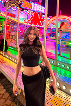 German bride amelia from dusseldorf with Light Brown hair 23 years old photo-2