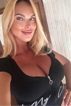 Ukrainian girl victoria from kiev with Blonde hair age 49 photo-14