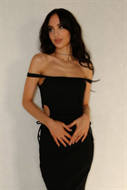 Chica ucraniana soltera vladlena de zaporozhye con pelo Marrón oscuro y edad 23 photo-9