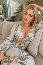 Linda dama ucraniana uliana de paris con pelo Rubio y edad 26 photo-12