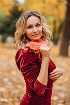 Beautiful woman of ukrainian tatiana from rivne with Light Brown hair age 33 photo-24