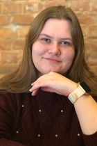 Superbe mariée ukrainienne daria de kharkiv avec Chatain clairs cheveux, âge 23