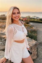 Ukranian bride viktoriia from kharkov with Blonde hair age 23 photo-5