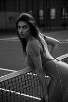 Pretty girl angelina from houston with Dark Brown hair age 33 photo-1