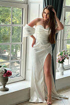 Jolie fille ukrainienne svetlana de kiev avec Chatain clairs cheveux, âge 24 photo-2