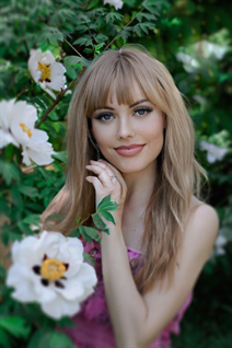 Rencontre une fille ukrainienne anastasia de kiev avec Blond cheveux, âge 28