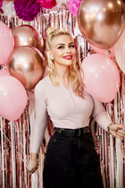 Rencontre fille ukrainienne olga de kiev avec Blond cheveux, age 45 photo-4