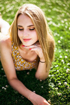 Novia de Ucrania elizaveta de konstantinovka con pelo Marrón claro y edad 26 photo-5