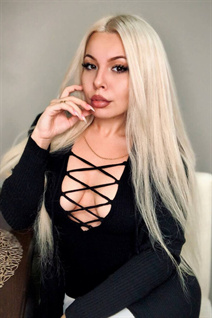 Hot sexy Russian woman elizaveta from moscow with Blonde hair age 24