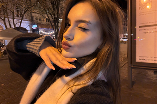 Beautiful woman of Ukraine christina from kharkov with Dark Brown hair age 21 photo-20