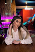 Ukrainian wife from zhytomyr alina with Blonde hair age 33 photo-20