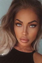 budapesht bride silvia with Blonde hair age 39 photo-3