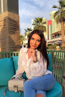 Rencontre fille moldave alina de tiraspol avec Noirs cheveux, age 33
