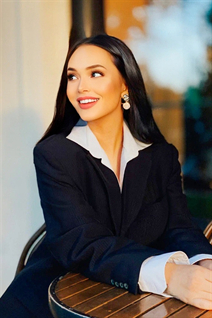 Fille de almaty laura aux cheveux Brunette, age 31