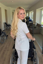 Dating a german woman julia from bad sassendorf with Blonde hair 44 years old photo-1