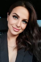 Date ukrainian girl kristina from fort wayne with Dark Brown hair age 29 photo-10